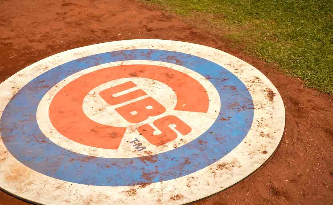 Chicago Cubs trying to contend while looking to future